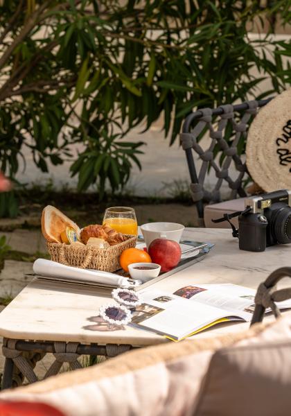 La Villa Nice Victor Hugo - Breakfast of fresh products